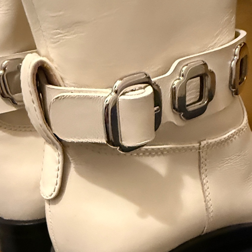 Larroude Cream Heeled Boots - Picture 16 of 16